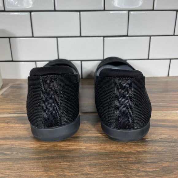 Clarks Carly Wish Womens 7.5 Shoes Black Tiger Print Slip On Cloudsteppers Flats - Picture 4 of 12